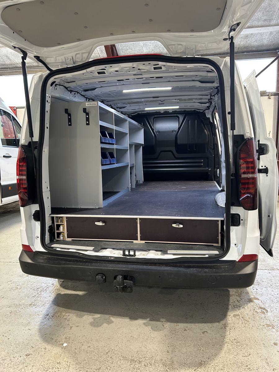 Entreprenør og byggeri – Bil 2 · VW Transporter, billede 5