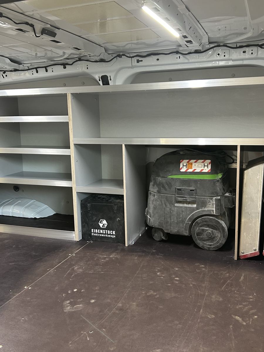 Entreprenør og byggeri – Bil 2 · VW Transporter, billede 8