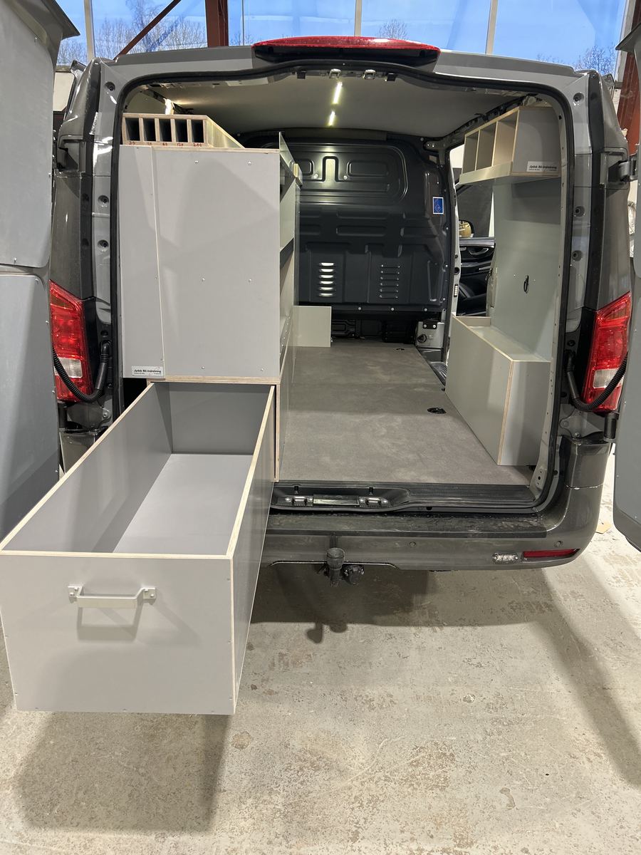 Entreprenør og byggeri – Bil 3 · Mercedes-Benz Vito Kasse, billede 11