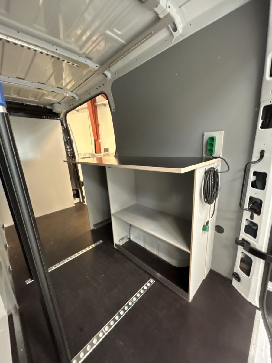 Tømrer – Bil 3 · Renault Master IV Kasse, billede 10